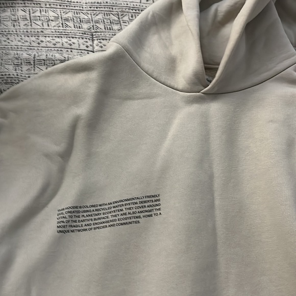 Pangaia - Picture 7 of 9